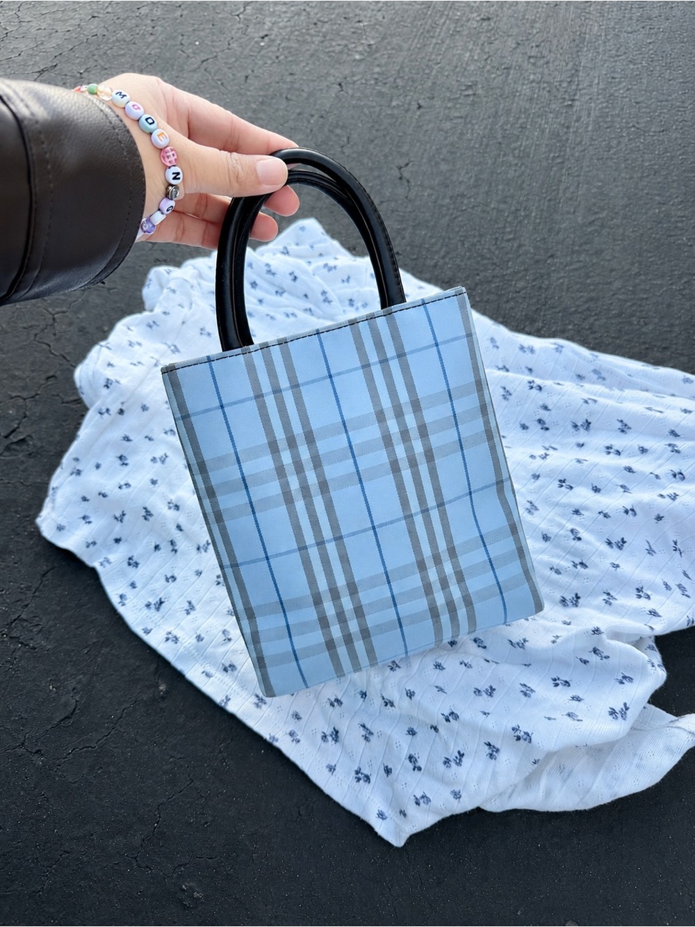 Burberry light blue Nova Check Mini Tote - Picture 2 of 14